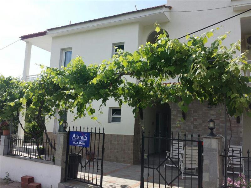 Studios Argiri Skala Potamias  Exterior photo